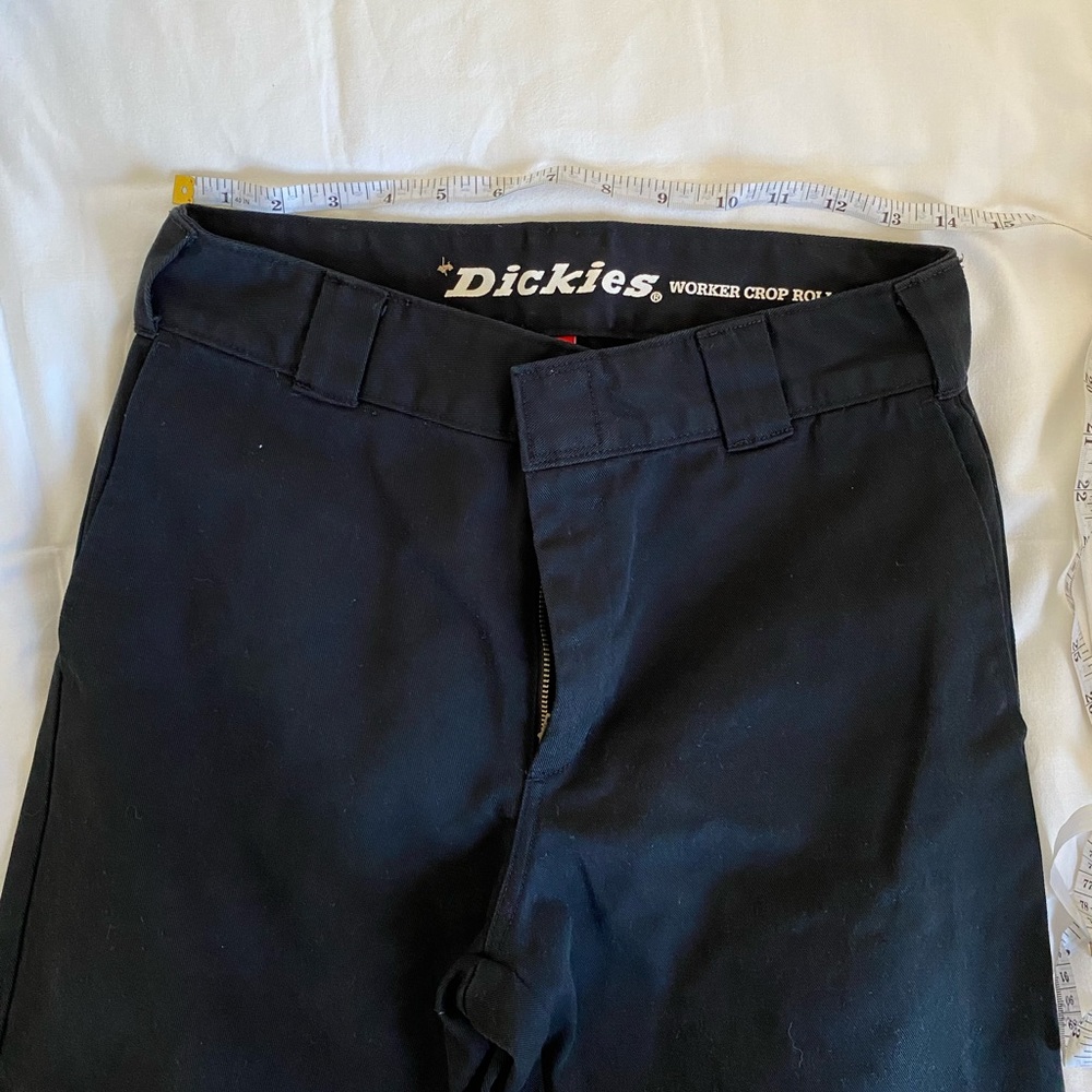 Dickies high rise worker cropped pants in black size 28